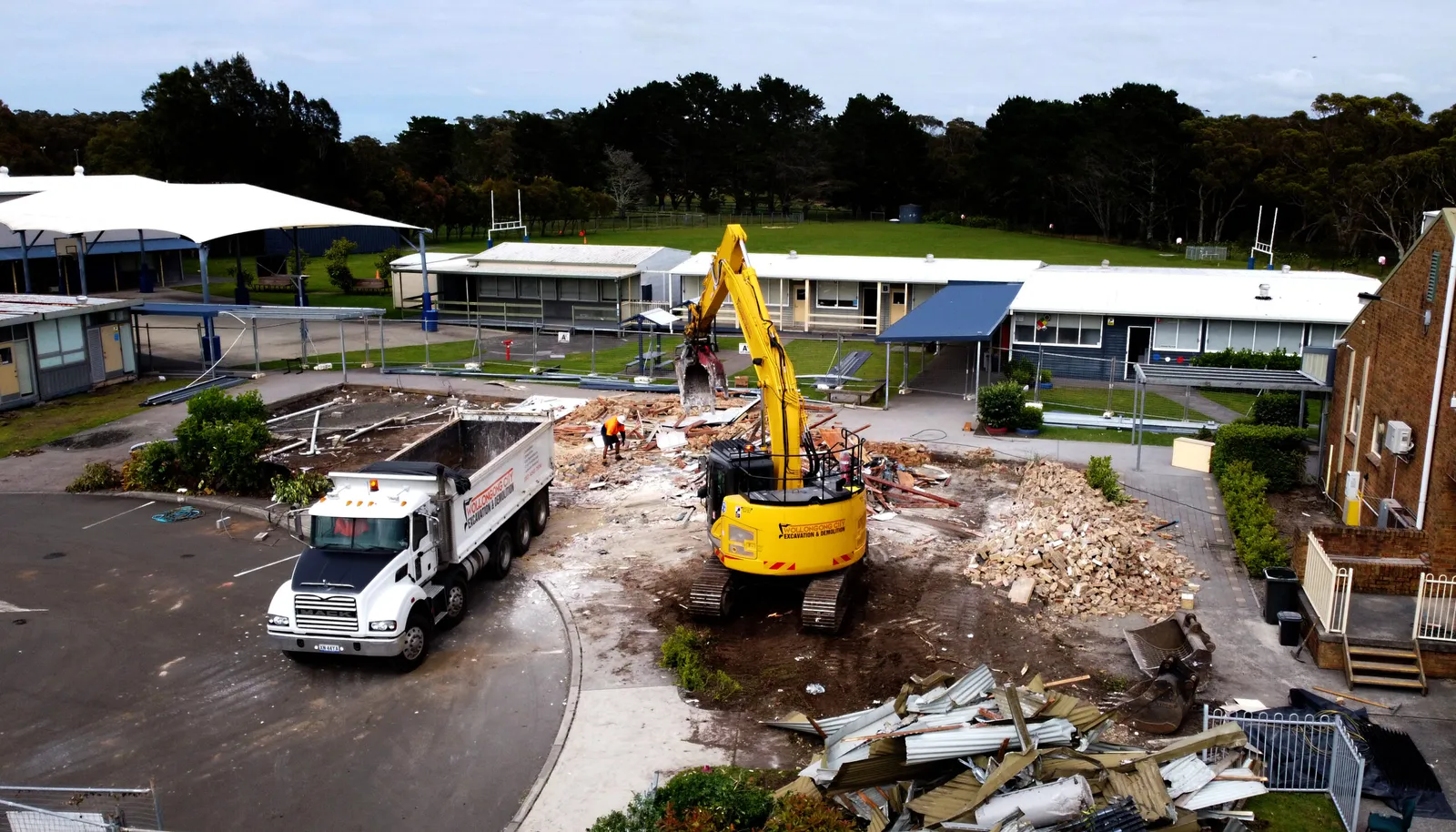 Bulk earthworks at OneSchool Global, Maddens Plains