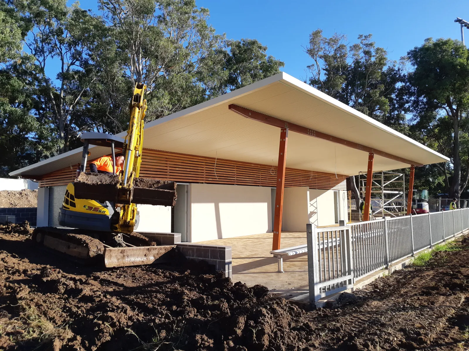 Bulk excavation for the Wisemans Park amenities building